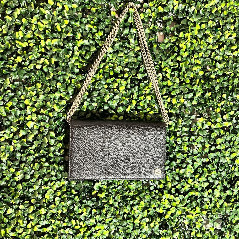 Gucci - Black Leather Chain Shoulder Bag